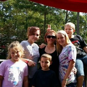 Meet your Posher, Crystal